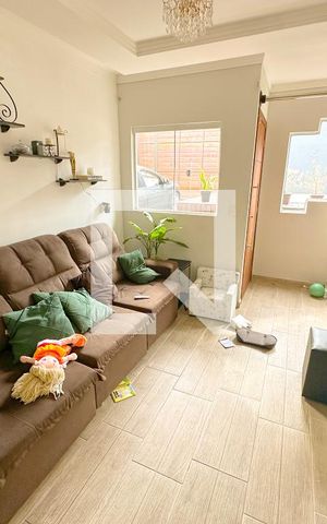 Casa para alugar com 103m², 3 quartos e 1 vagaSala