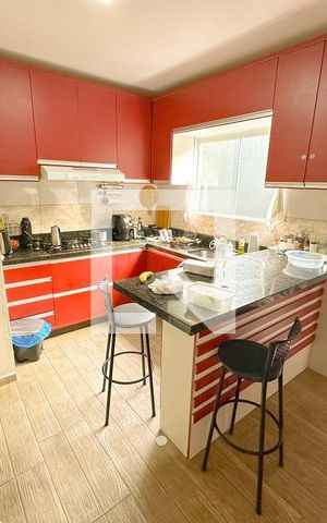 Casa para alugar com 103m², 3 quartos e 1 vagaCozinha