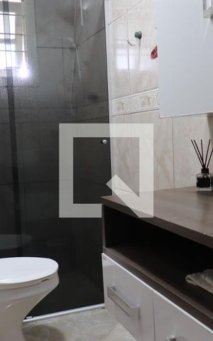 Casa à venda com 272m², 4 quartos e 4 vagasBanheiro 01
