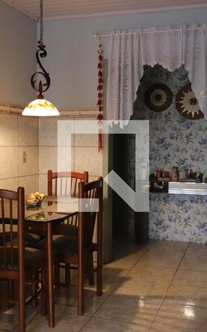 Casa à venda com 272m², 4 quartos e 4 vagasCozinha