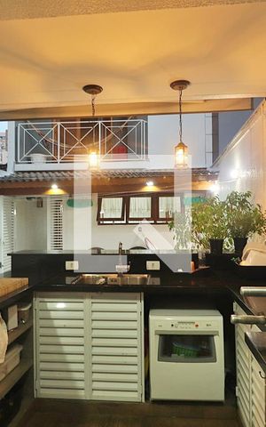 Casa à venda com 230m², 3 quartos e 3 vagasChurrasqueira