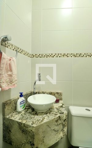 Casa à venda com 230m², 3 quartos e 3 vagasLavabo 2
