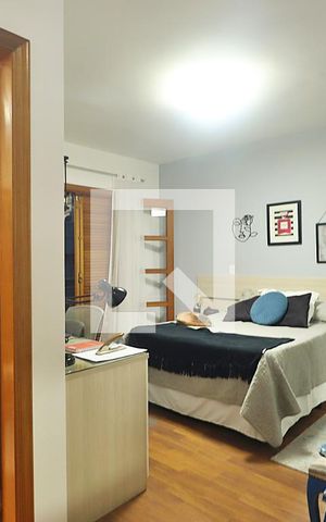 Casa à venda com 230m², 3 quartos e 3 vagasSuíte 2 - Quarto 2