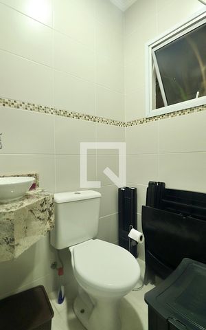 Casa à venda com 230m², 3 quartos e 3 vagasLavabo 2