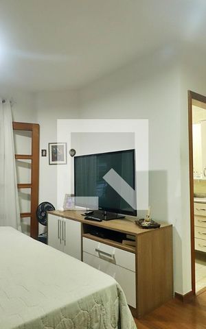 Casa à venda com 230m², 3 quartos e 3 vagasSuíte 1 - Quarto 1