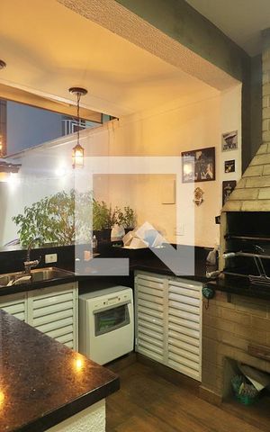 Casa à venda com 230m², 3 quartos e 3 vagasChurrasqueira