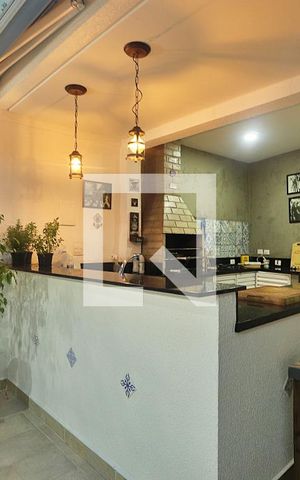 Casa à venda com 230m², 3 quartos e 3 vagasQuintal