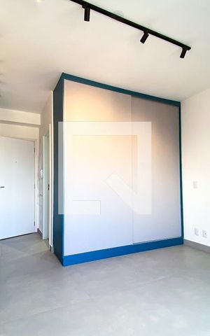 Studio para alugar com 25m², 1 quarto e sem vaga Studio para alugar com 25m², 1 quarto e sem vagaSacada