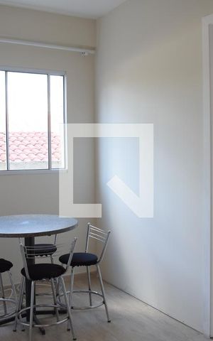 Apartamento para alugar com 38m², 1 quarto e sem vagaSala