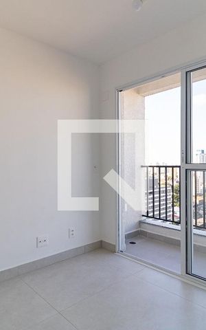 Apartamento à venda com 35m², 2 quartos e sem vaga Apartamento à venda com 35m², 2 quartos e sem vagaSala