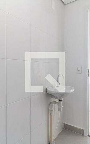 Apartamento à venda com 35m², 2 quartos e sem vaga Apartamento à venda com 35m², 2 quartos e sem vagaBanheiro