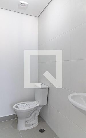 Apartamento à venda com 35m², 2 quartos e sem vaga Apartamento à venda com 35m², 2 quartos e sem vagaBanheiro