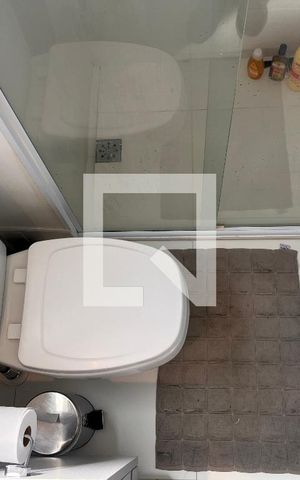 Apartamento à venda com 79m², 2 quartos e 2 vagasBanheiro da Suíte