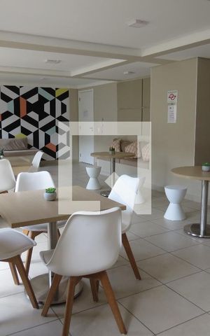 Apartamento à venda com 46m², 1 quarto e sem vagaÁrea comum - Salão de festas