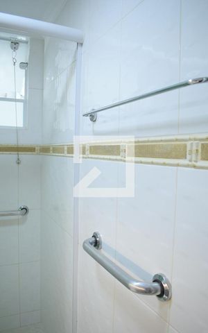 Apartamento para alugar com 59m², 2 quartos e 2 vagasBanheiro
