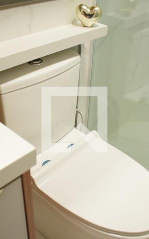 Apartamento para alugar com 60m², 2 quartos e 2 vagasBanheiro