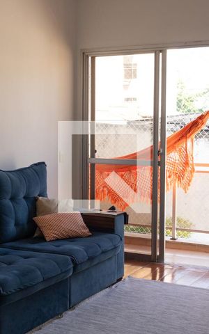 Apartamento à venda com 78m², 2 quartos e 2 vagas Apartamento à venda com 78m², 2 quartos e 2 vagasSala