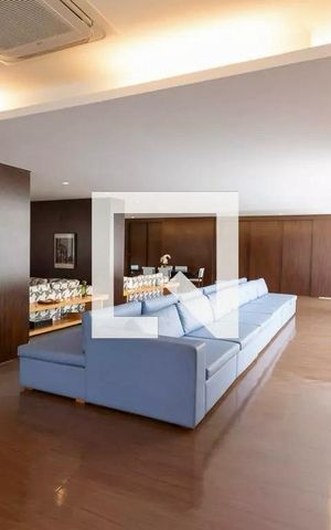 Studio à venda com 35m², 0 quarto e 1 vaga Studio à venda com 35m², 0 quarto e 1 vagaSalão de Festas