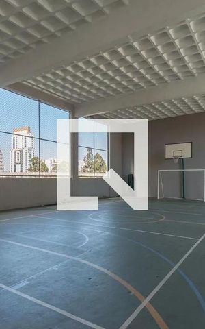 Studio à venda com 35m², 0 quarto e 1 vaga Studio à venda com 35m², 0 quarto e 1 vagaQuadra