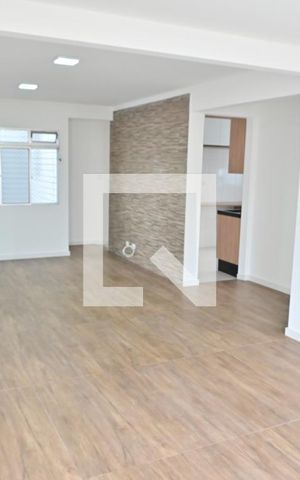 Apartamento para alugar com 75m², 2 quartos e 1 vagaSala