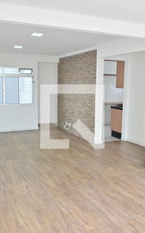 Apartamento para alugar com 75m², 2 quartos e 1 vagaSala