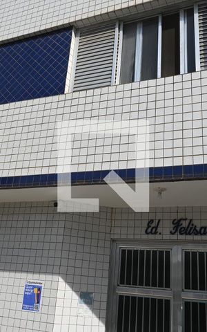 Apartamento para alugar com 75m², 2 quartos e 1 vagaFachada