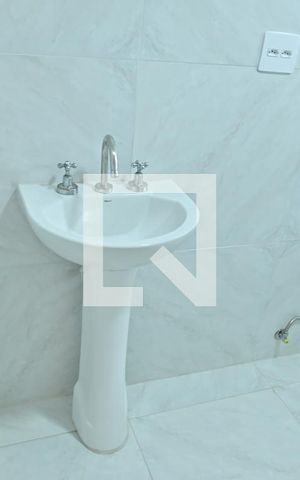 Apartamento para alugar com 75m², 2 quartos e 1 vagaBanheiro 1