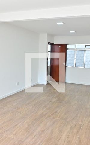 Apartamento para alugar com 75m², 2 quartos e 1 vagaSala