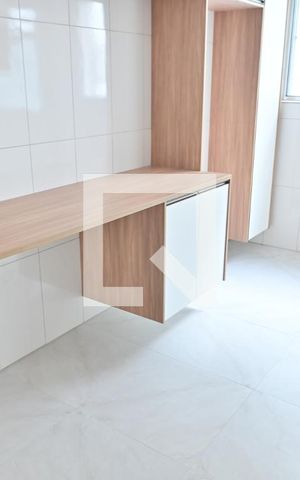 Apartamento para alugar com 75m², 2 quartos e 1 vagaCozinha