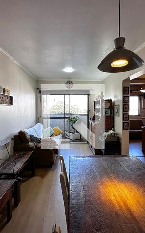 Apartamento à venda com 65m², 2 quartos e 1 vagaSala