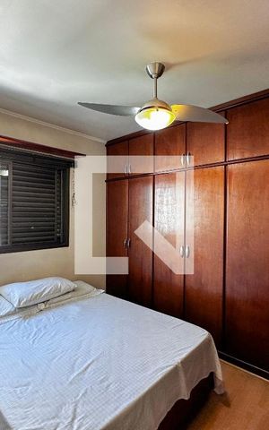 Apartamento à venda com 65m², 2 quartos e 1 vagaQuarto 2