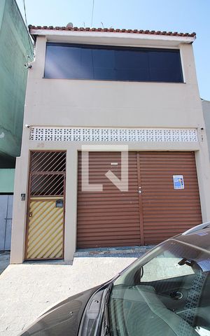 Casa para alugar com 149m², 2 quartos e 3 vagasFachada