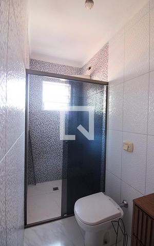 Casa para alugar com 149m², 2 quartos e 3 vagasQuarto 1 - Suíte Banheiro 