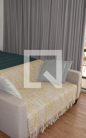 Studio à venda com 35m², 1 quarto e sem vagaSala/Quarto conjugados