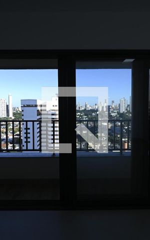 Apartamento para alugar com 118m², 3 quartos e 2 vagas Apartamento para alugar com 118m², 3 quartos e 2 vagasVaranda