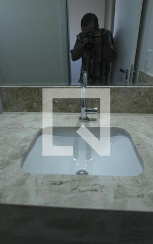 Apartamento para alugar com 118m², 3 quartos e 2 vagas Apartamento para alugar com 118m², 3 quartos e 2 vagasBanheiro do Quarto 2