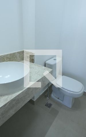 Apartamento para alugar com 118m², 3 quartos e 2 vagas Apartamento para alugar com 118m², 3 quartos e 2 vagasBanheiro 1
