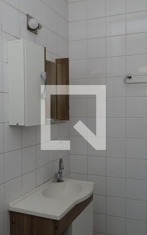 Casa de condomínio para alugar com 56m², 2 quartos e 1 vagaBanheiro