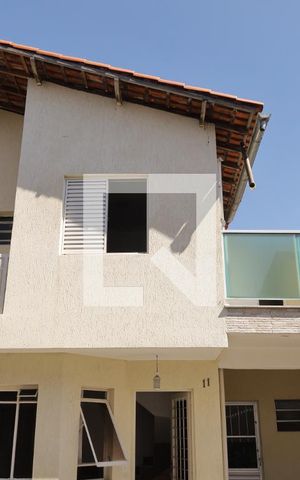 Casa de condomínio para alugar com 56m², 2 quartos e 1 vagaFachada da casa 