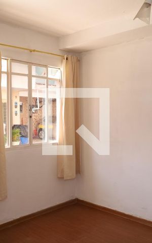 Casa de condomínio para alugar com 56m², 2 quartos e 1 vagaSala
