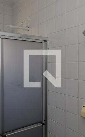 Casa de condomínio para alugar com 56m², 2 quartos e 1 vagaBanheiro