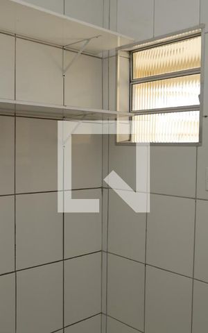 Casa de condomínio para alugar com 56m², 2 quartos e 1 vagaÁrea de Serviço