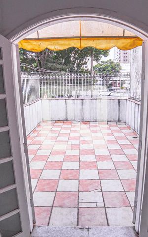 Casa para alugar com 160m², 5 quartos e 2 vagas Casa para alugar com 160m², 5 quartos e 2 vagasQuarto 2