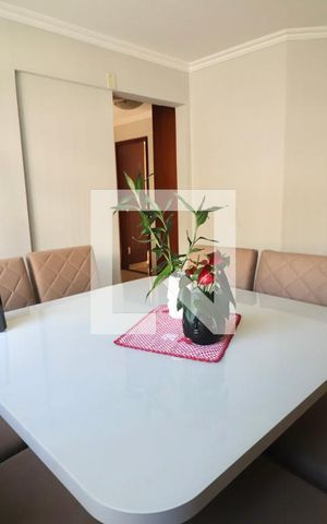 Apartamento para alugar com 290m², 4 quartos e 2 vagas Apartamento para alugar com 290m², 4 quartos e 2 vagasSala de Jantar