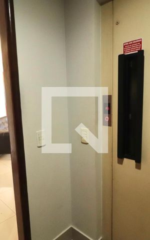 Apartamento para alugar com 290m², 4 quartos e 2 vagas Apartamento para alugar com 290m², 4 quartos e 2 vagas1 apartamento por andar