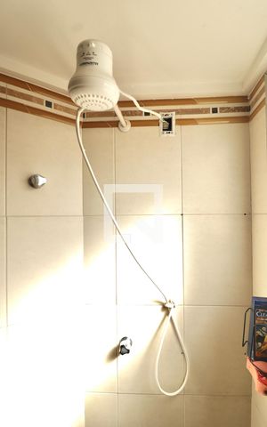 Apartamento para alugar com 290m², 4 quartos e 2 vagas Apartamento para alugar com 290m², 4 quartos e 2 vagasBanheiro 2