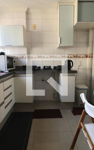 Apartamento para alugar com 290m², 4 quartos e 2 vagas Apartamento para alugar com 290m², 4 quartos e 2 vagasCozinha
