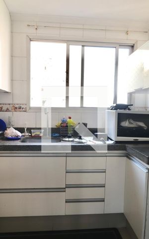 Apartamento para alugar com 290m², 4 quartos e 2 vagas Apartamento para alugar com 290m², 4 quartos e 2 vagasCozinha