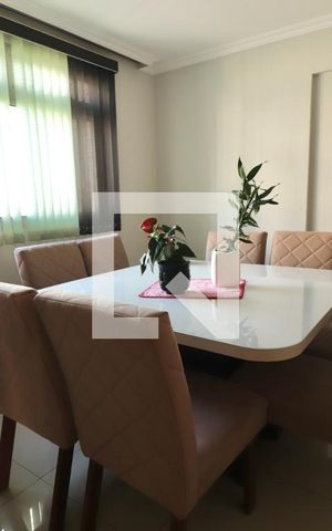 Apartamento para alugar com 290m², 4 quartos e 2 vagas Apartamento para alugar com 290m², 4 quartos e 2 vagasSala de Jantar