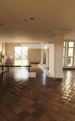 Apartamento para alugar com 290m², 4 quartos e 2 vagas Apartamento para alugar com 290m², 4 quartos e 2 vagasÁrea comum - Salão de festas
